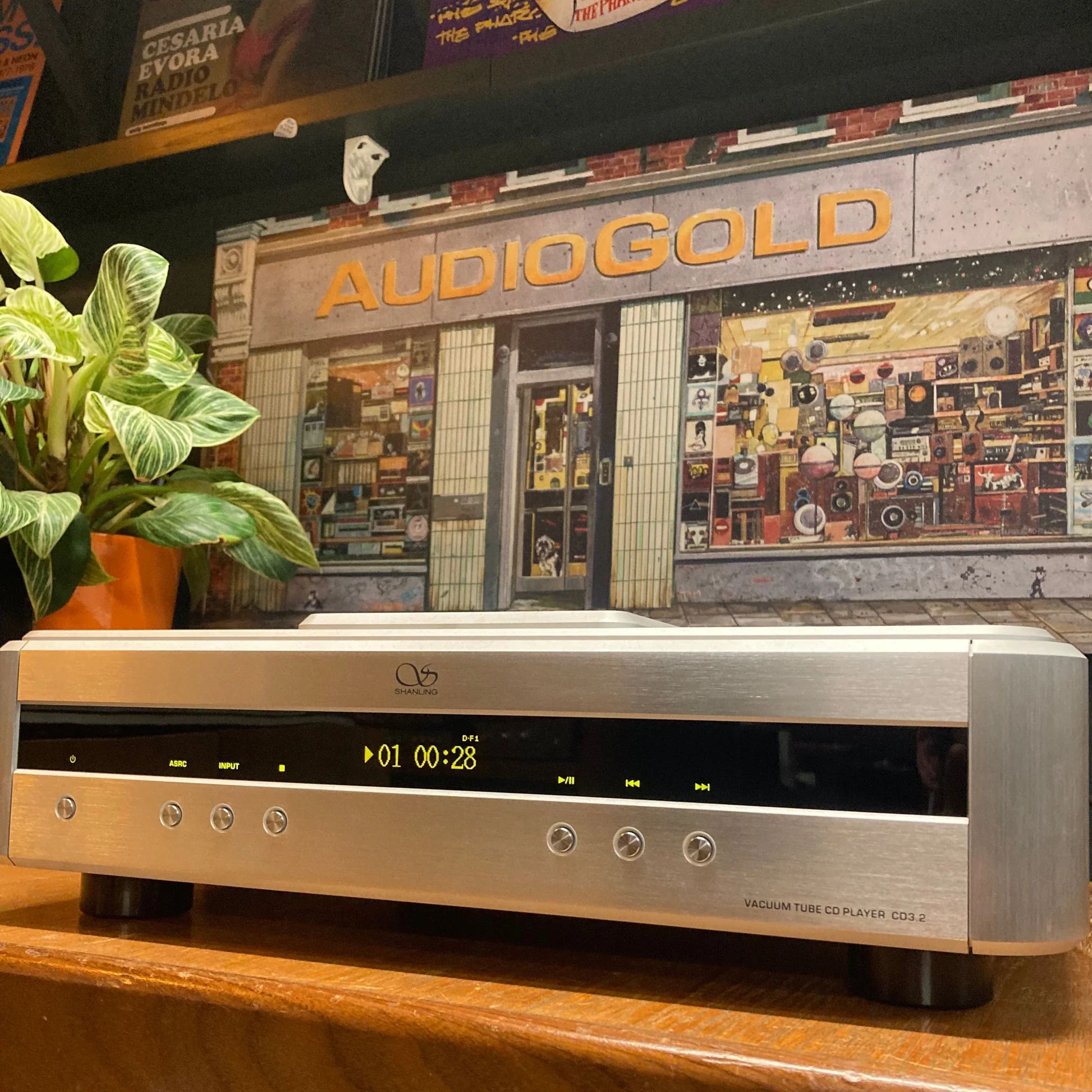 A heavy aluminium CD player